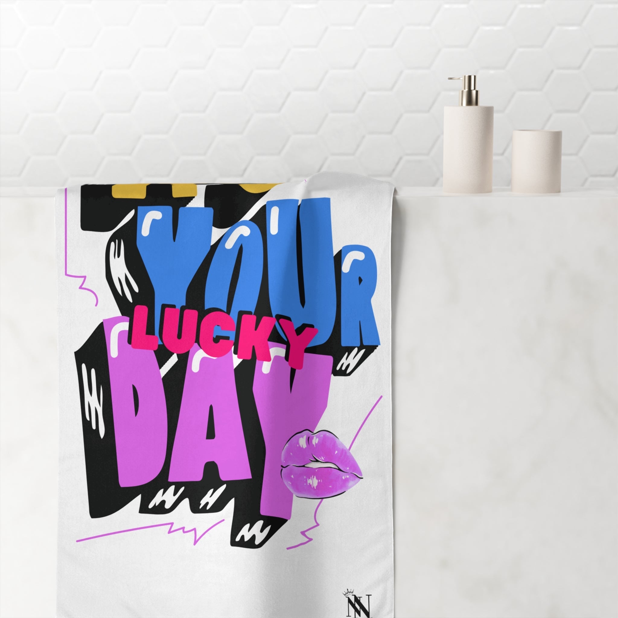 It’s Your Lucky Day | Mix & Match XL Fun-Flirty Lovers’ Towels