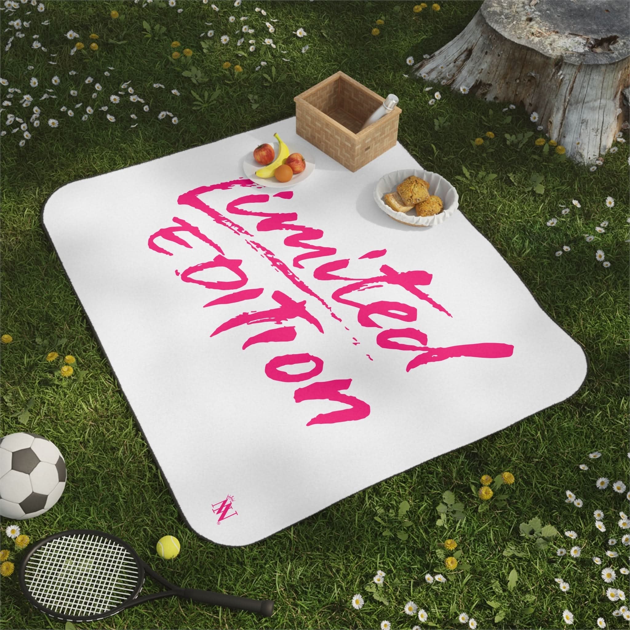 Limited Edition | Mix Match Fun-Flirty Lovers’ Water-Resistant Sex Blankets