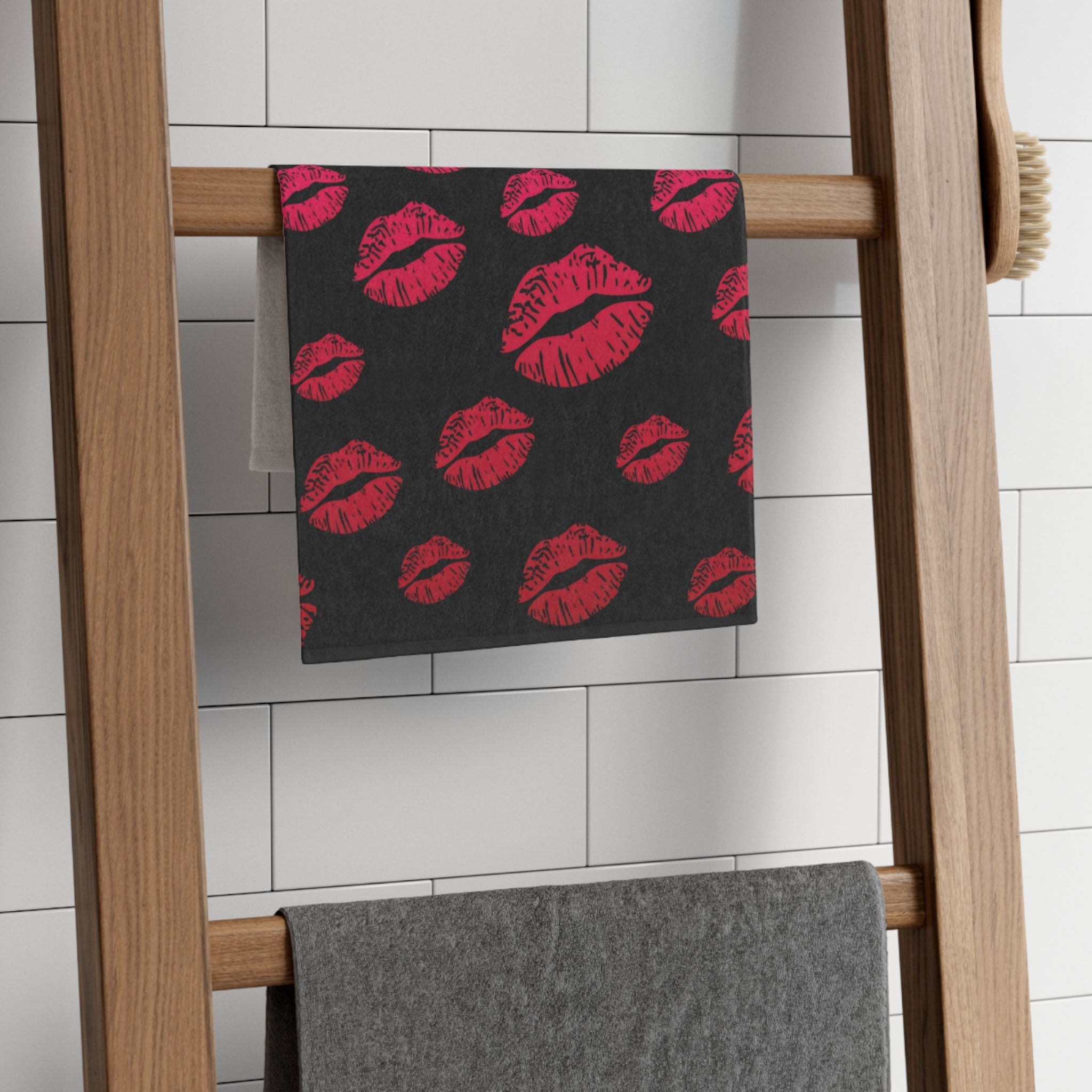 Ombre Kiss Pattern Black | Mix & Match Soft Fun-Flirty Lovers’ Towels