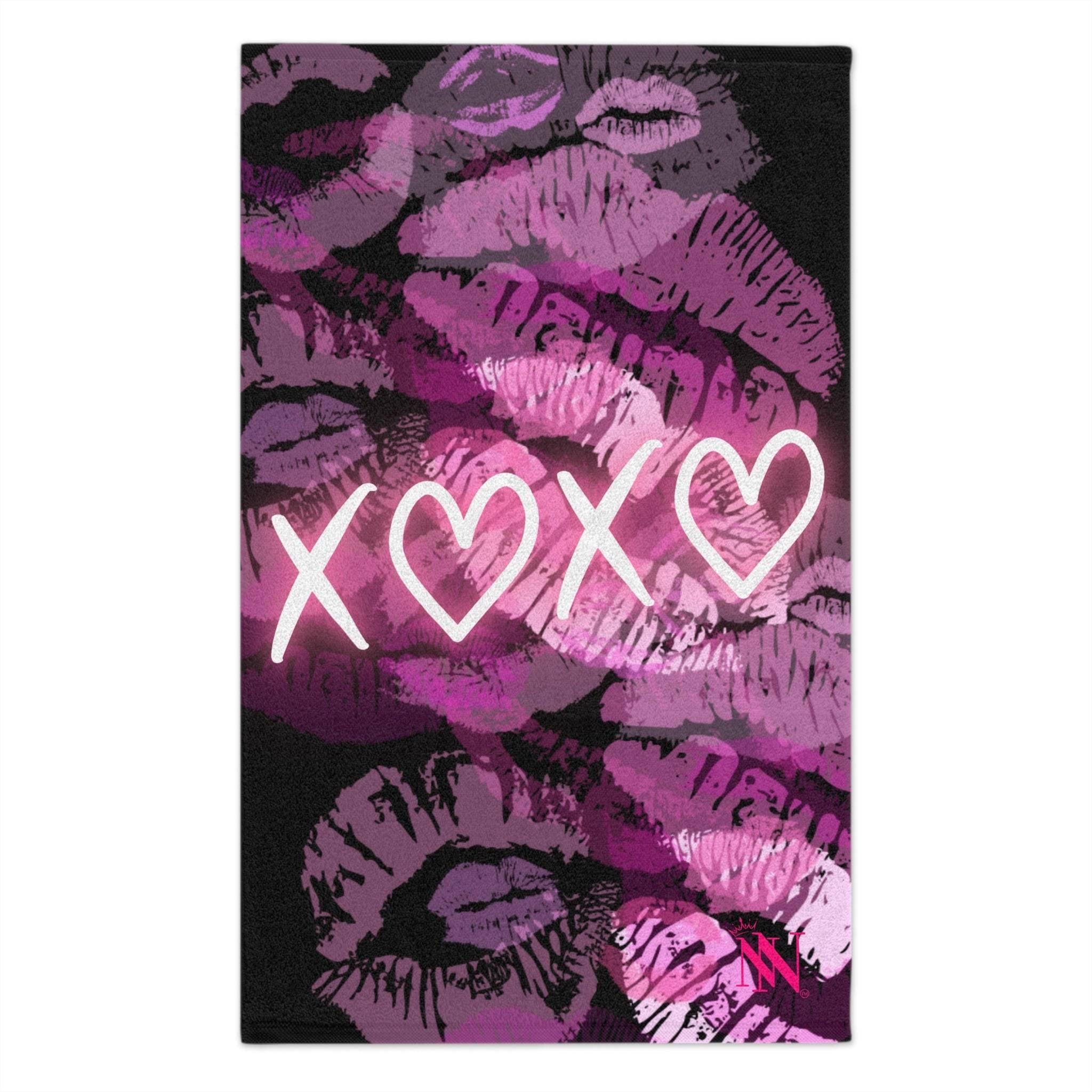 Piled High | Mix & Match Soft Fun-Flirty Lovers’ Towels