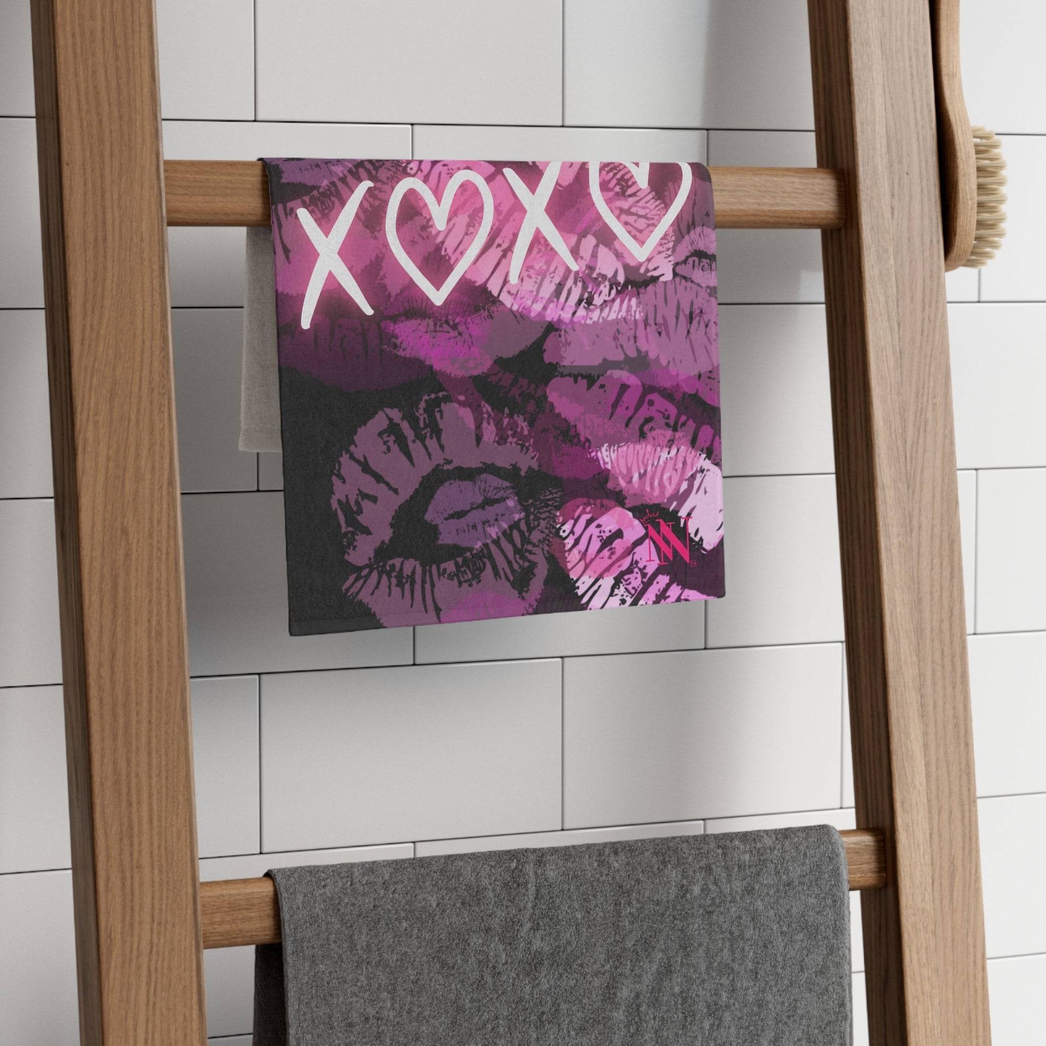 Piled High | Mix & Match Soft Fun-Flirty Lovers’ Towels
