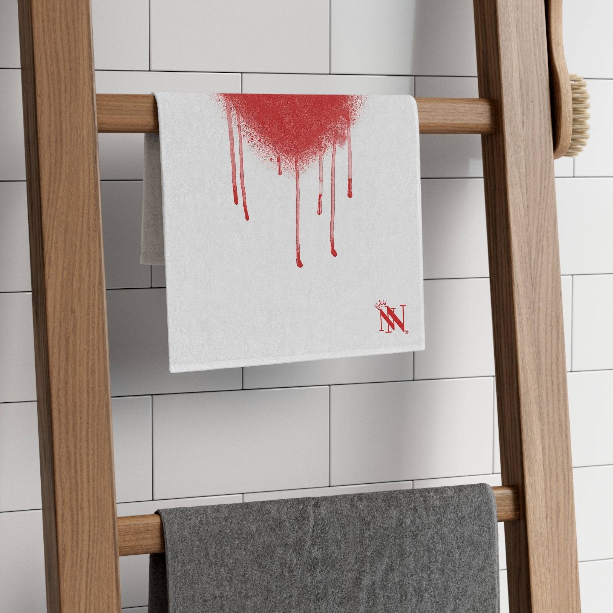 Spray Paint Heart | Mix & Match Soft Fun-Flirty Lovers’ Towels