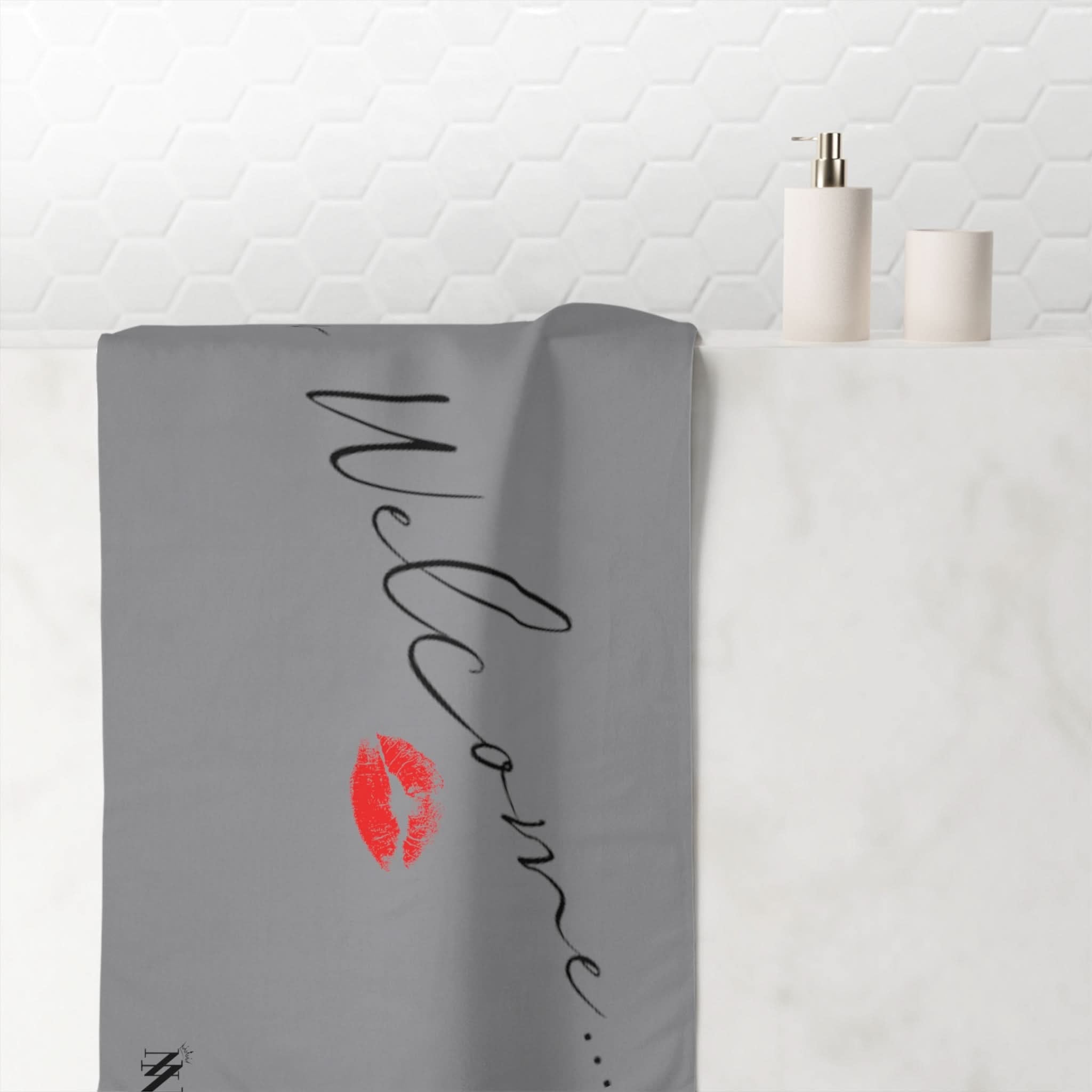 You’re Welcome Kiss Grey | Mix & Match Naughty XL Fun-Flirty Lovers’ Towels